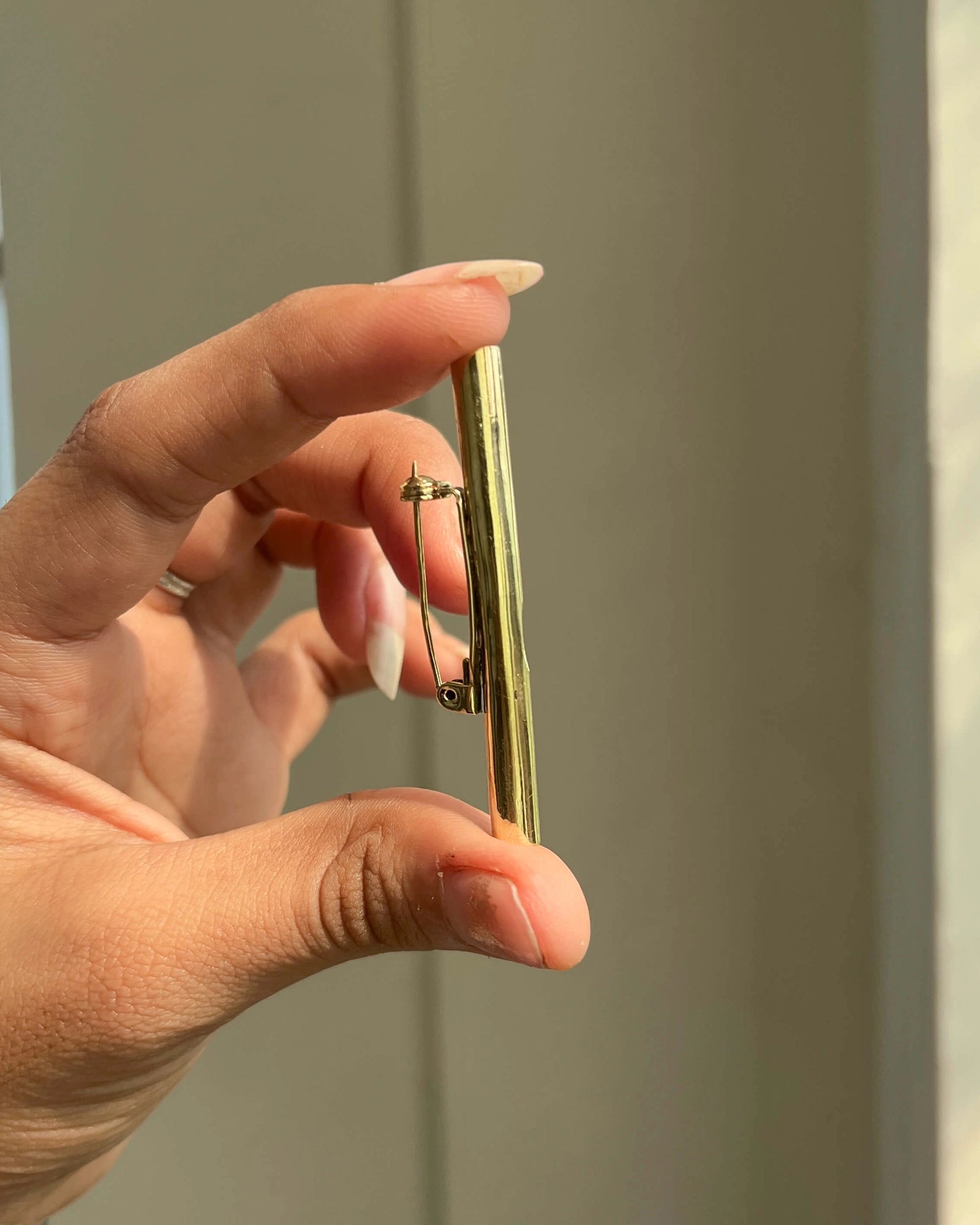 Flower Holder Brooch