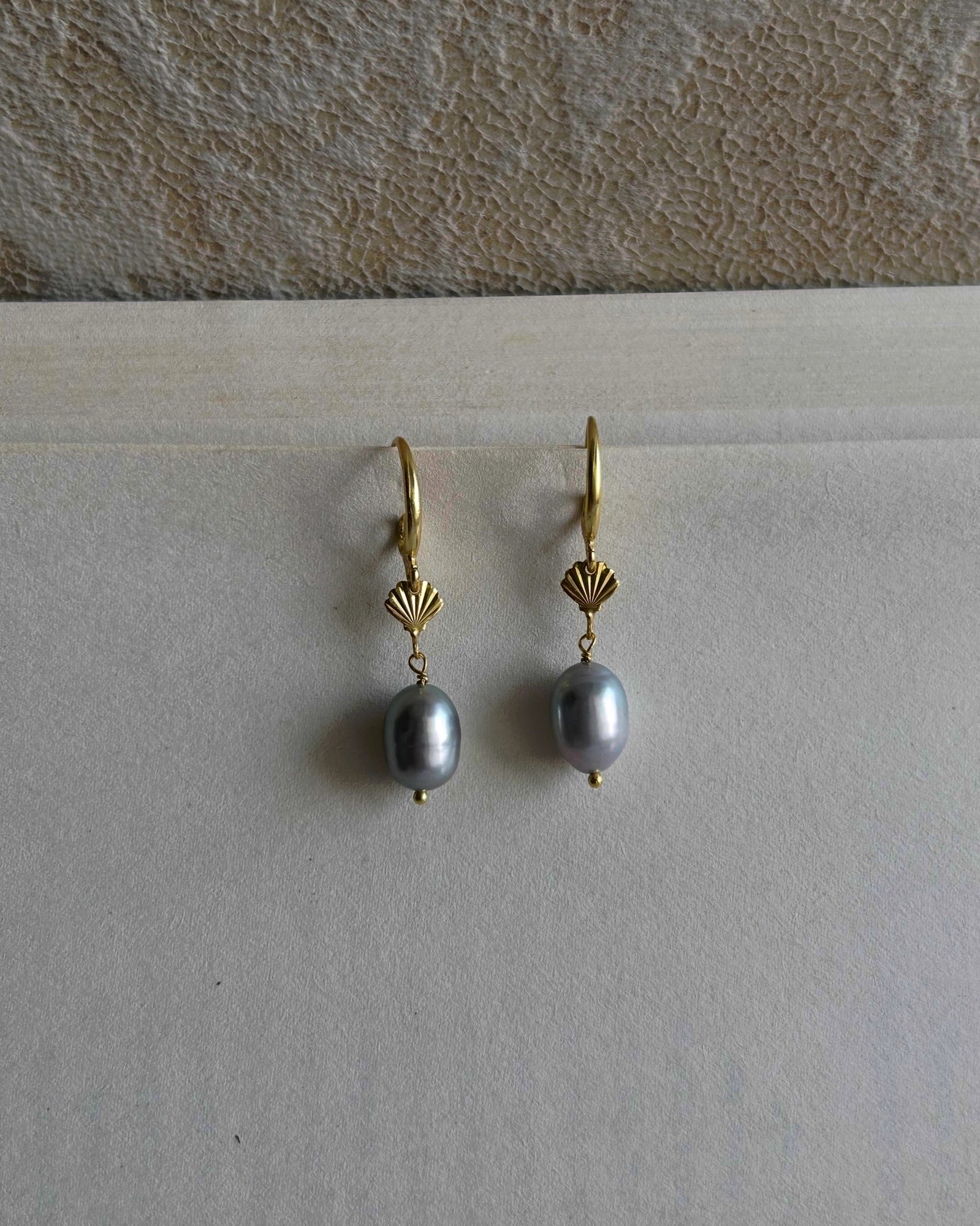 Seashell Grey Pearl Earrings