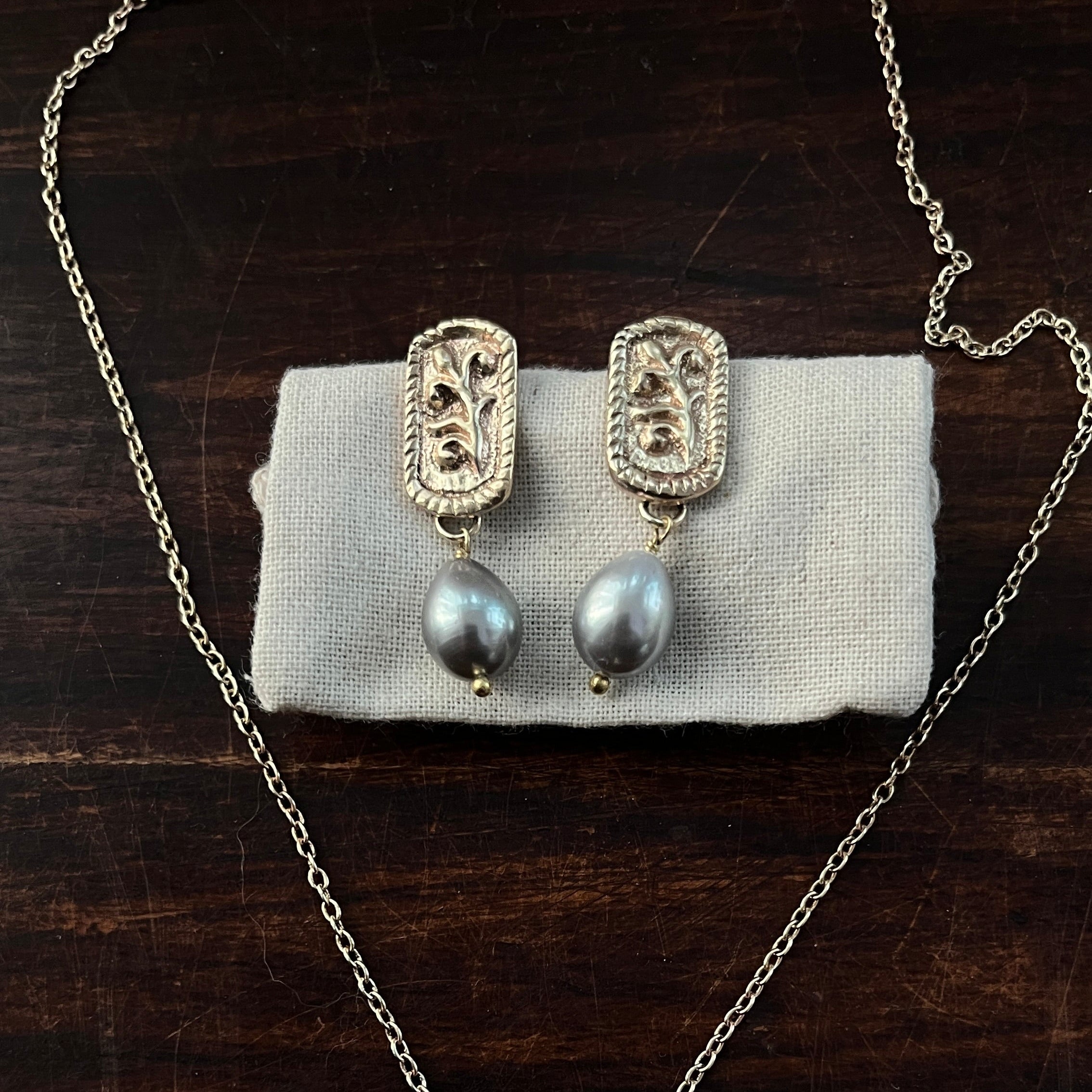Vintage Grey Pearl earrings