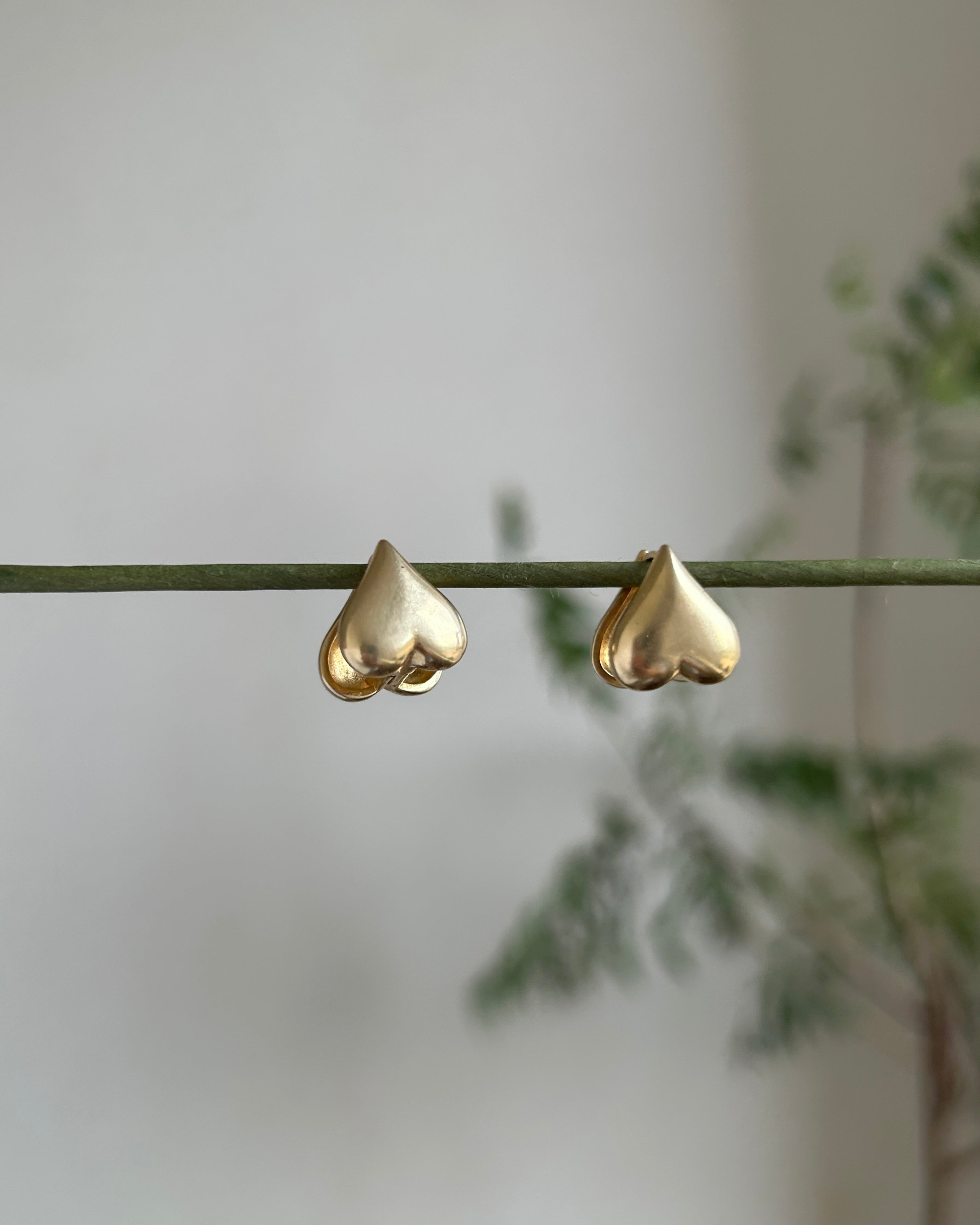Inverted Heart Hoops