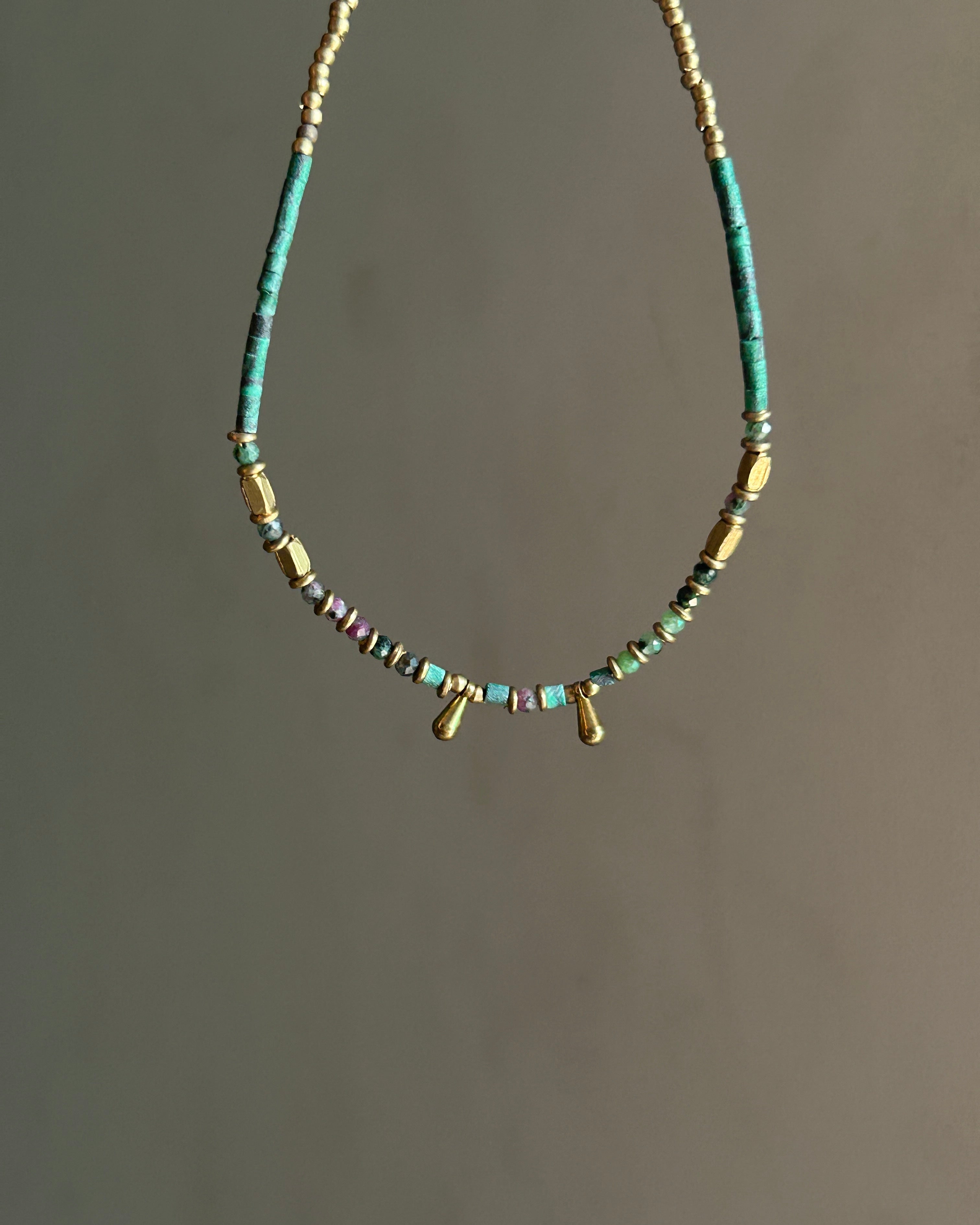 Mixed Crystal Drop Anklet