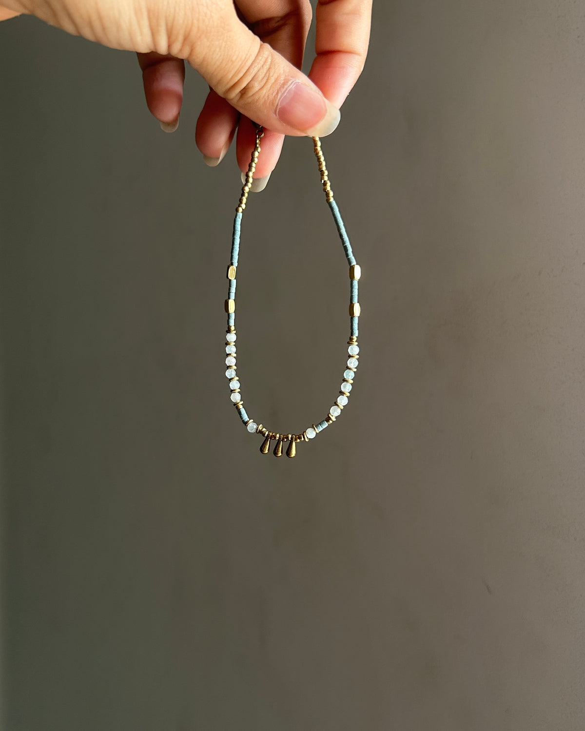 Blue Agates and Glass bead drop Anklet