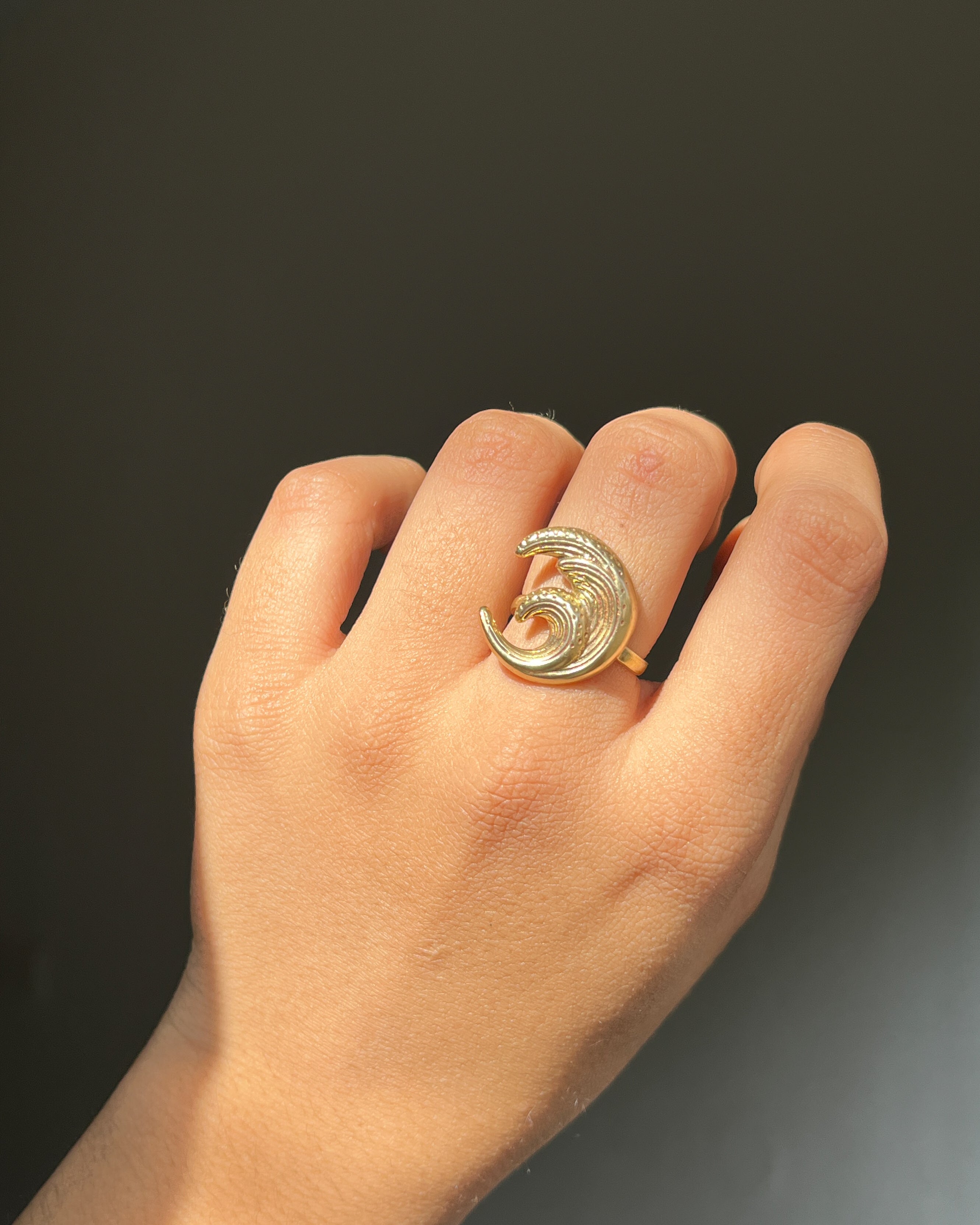 Lunar wave Ring Brass