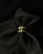 Leafy Affair Ring Brass