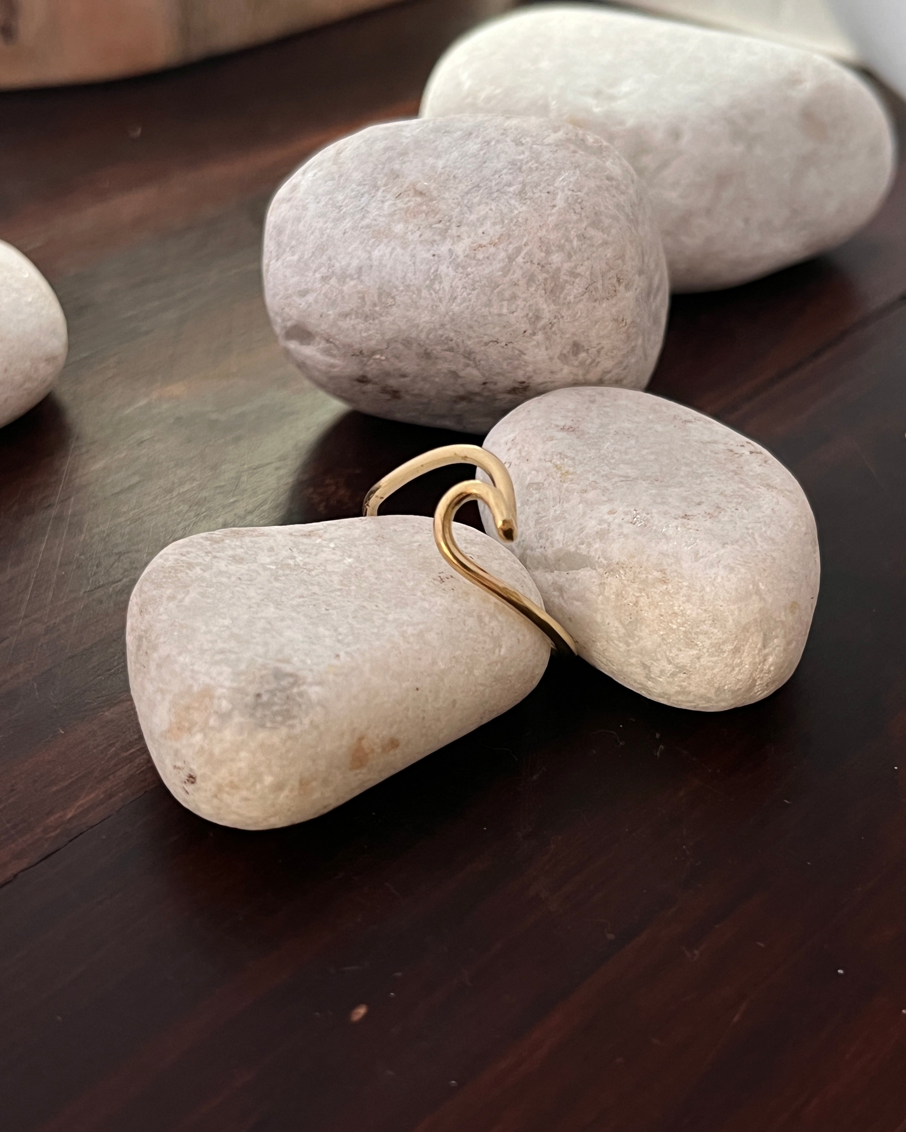 Wave Wired Ring Brass