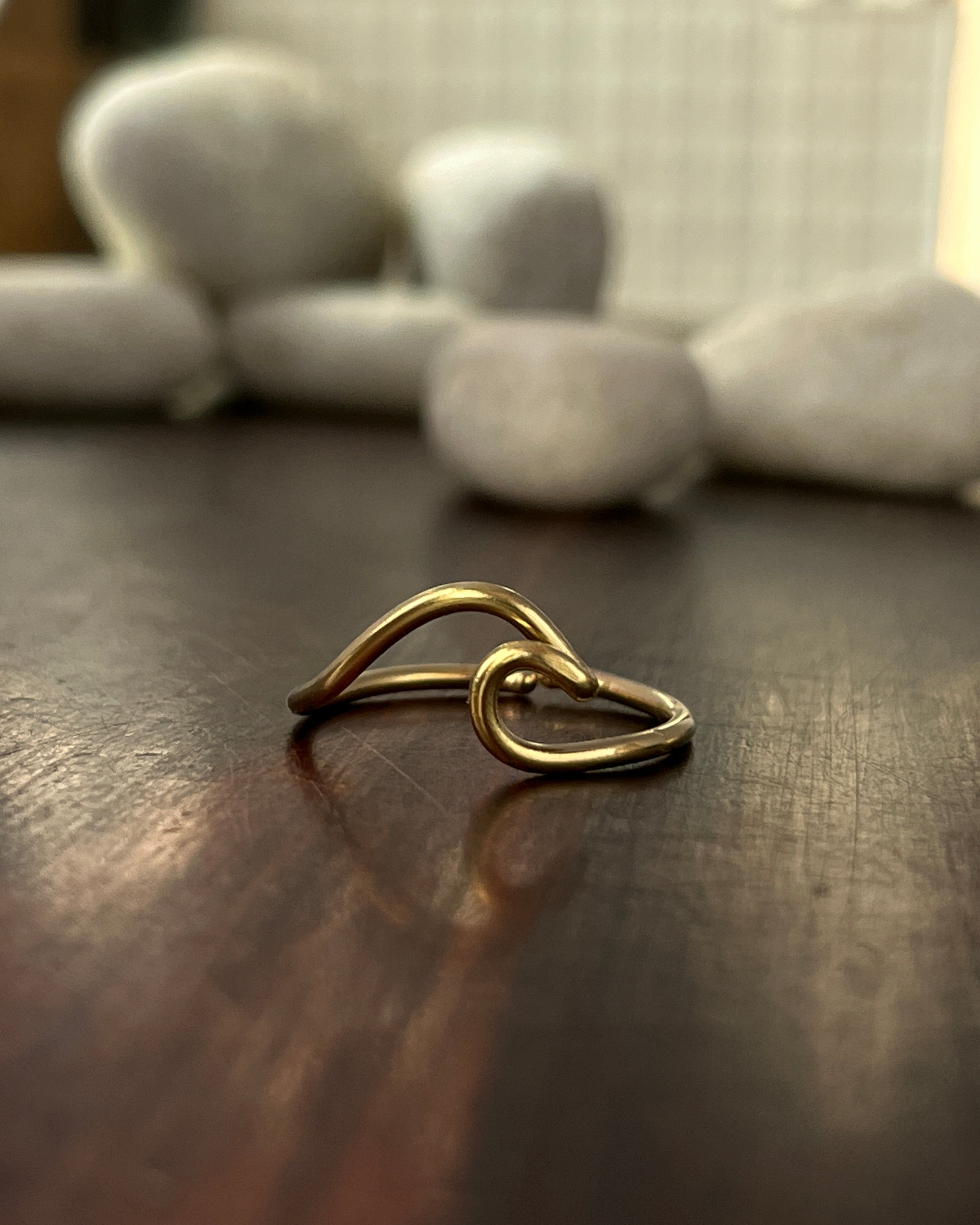 Wave Wired Ring Brass