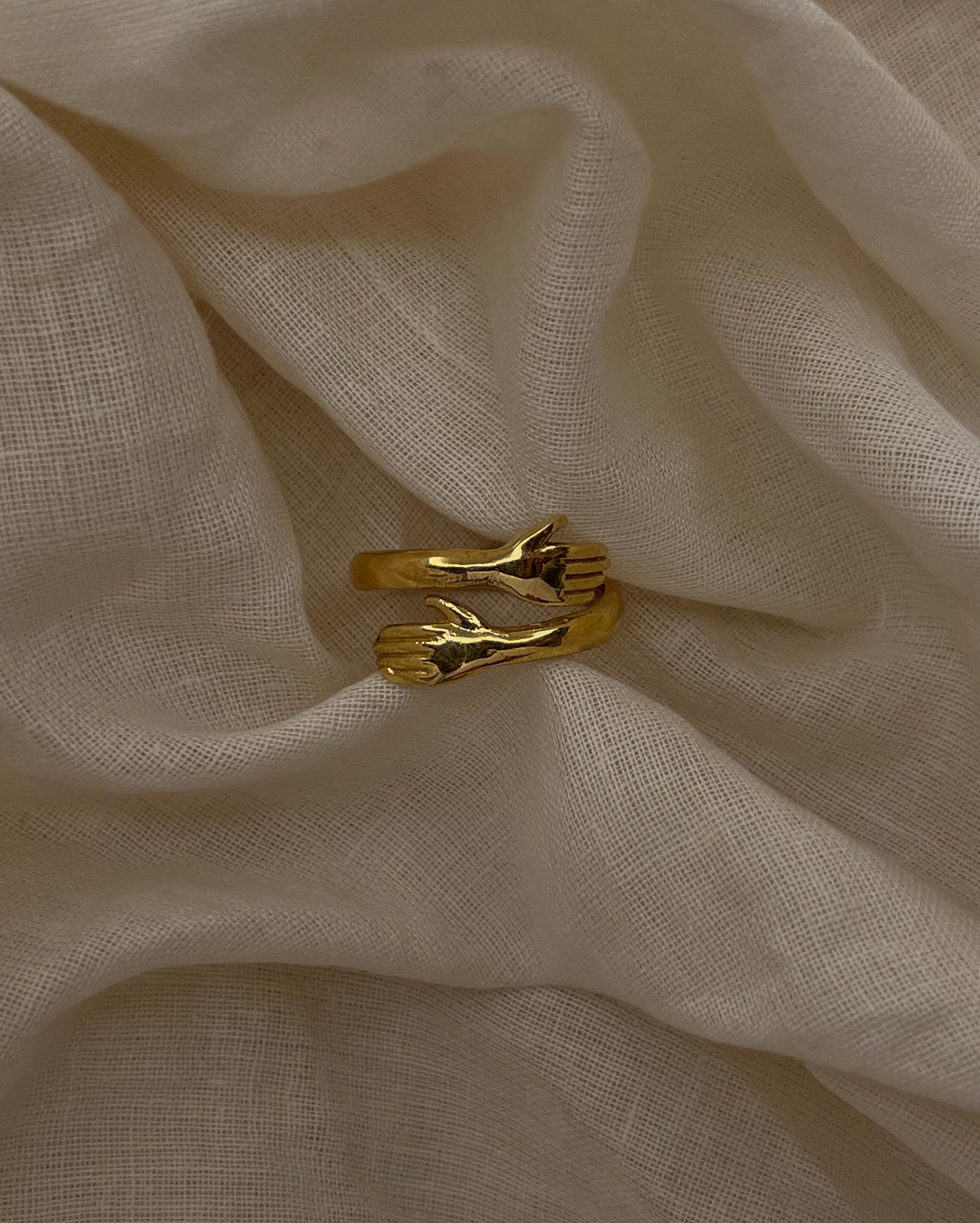 Hug Ring Brass