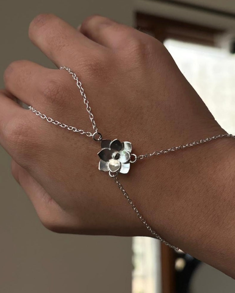 Bloomette Sterling Silver Floral Hand Chain