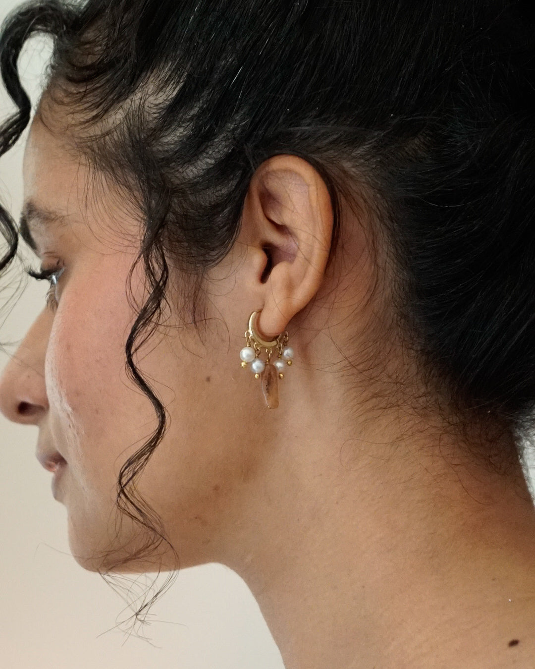 Sunstone and pearl Huggies